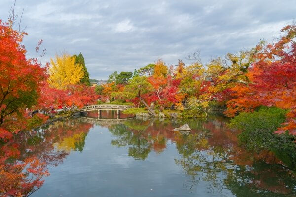 Eikando pond in autumn